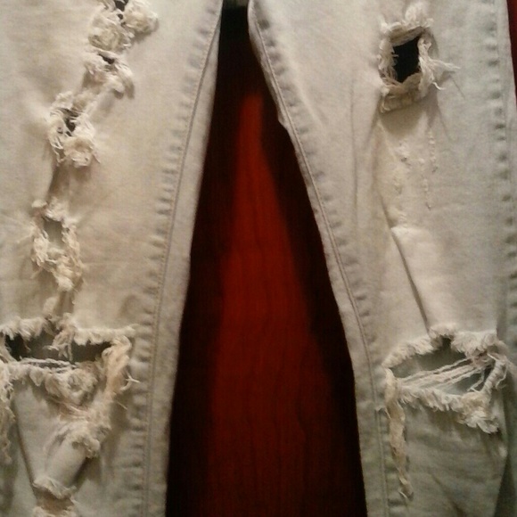 Zara Basic Ripped Distresded Skinny Jeans 4 - Picture 4 of 12